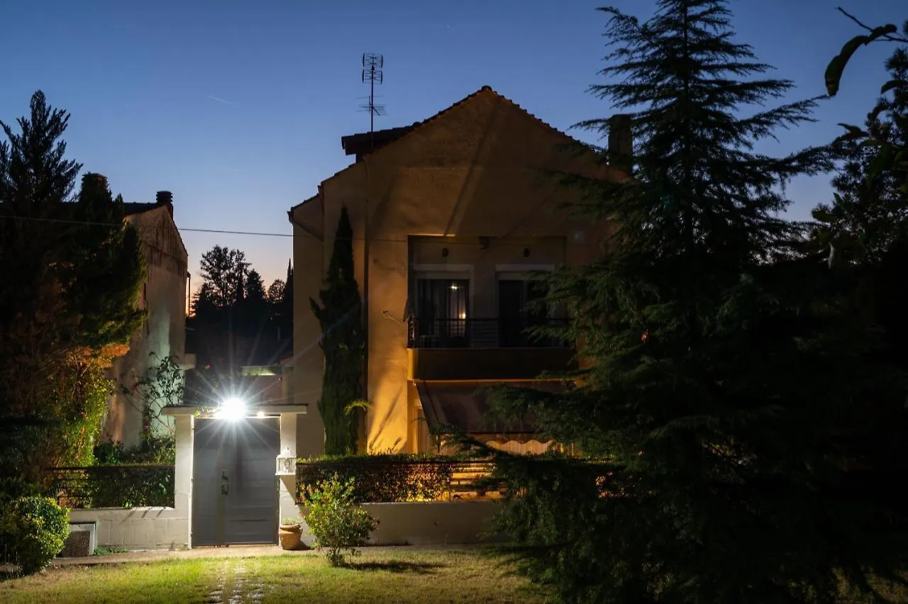 Apartment Private Garden House In Panorama- Lux Accommodation Thessaloniki